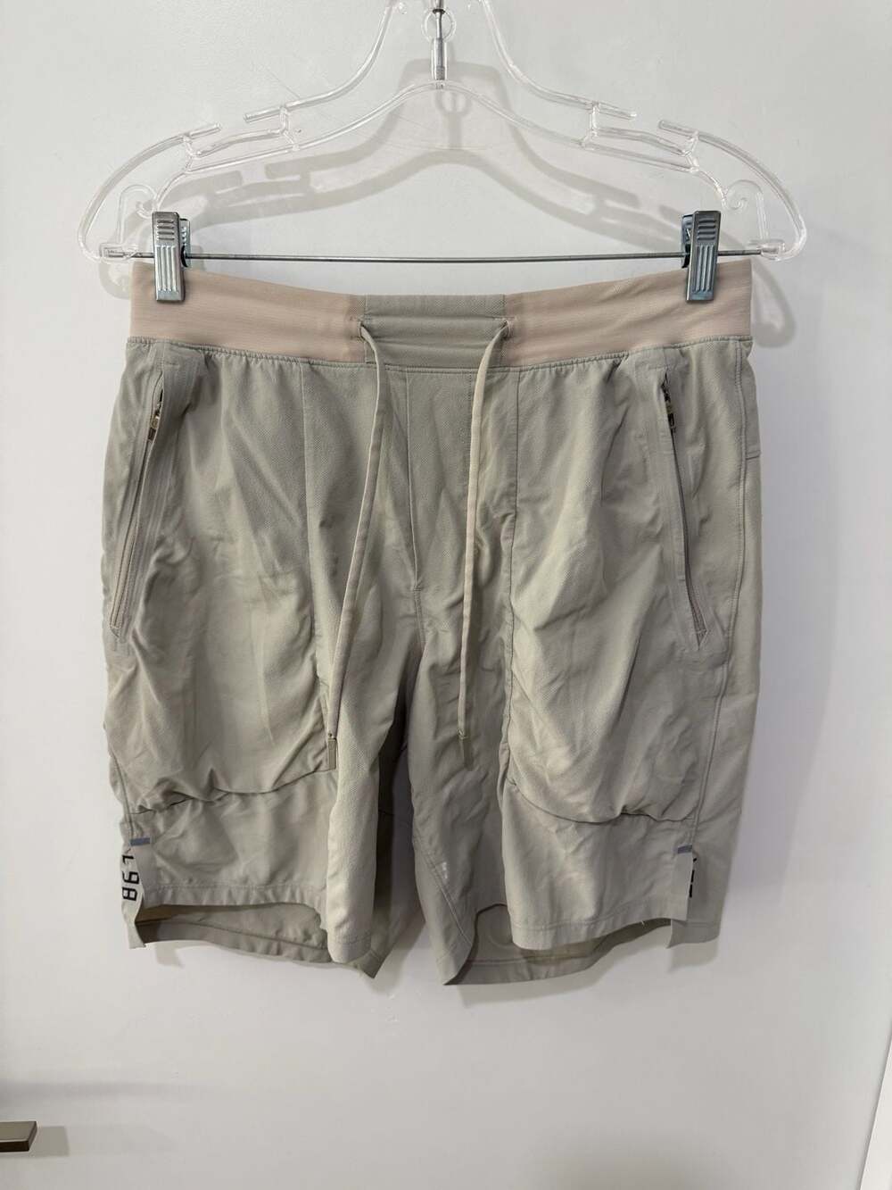 Lululemon License to Train Short 8 inch Grey Size S